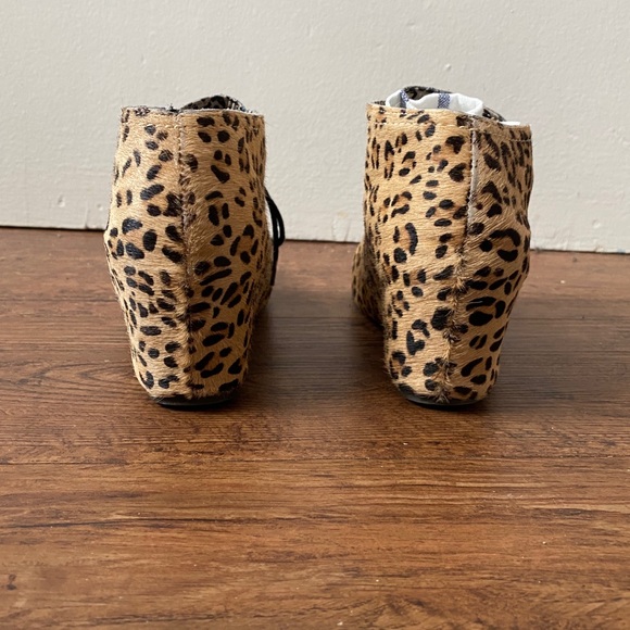 Leopard Print Heeled Bootie BOGO - Picture 2 of 3